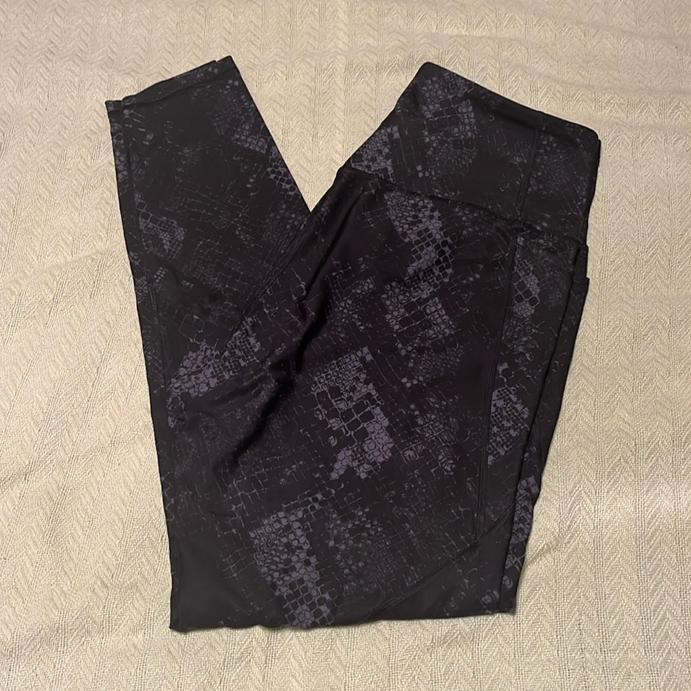Old Navy Elevate Leggings